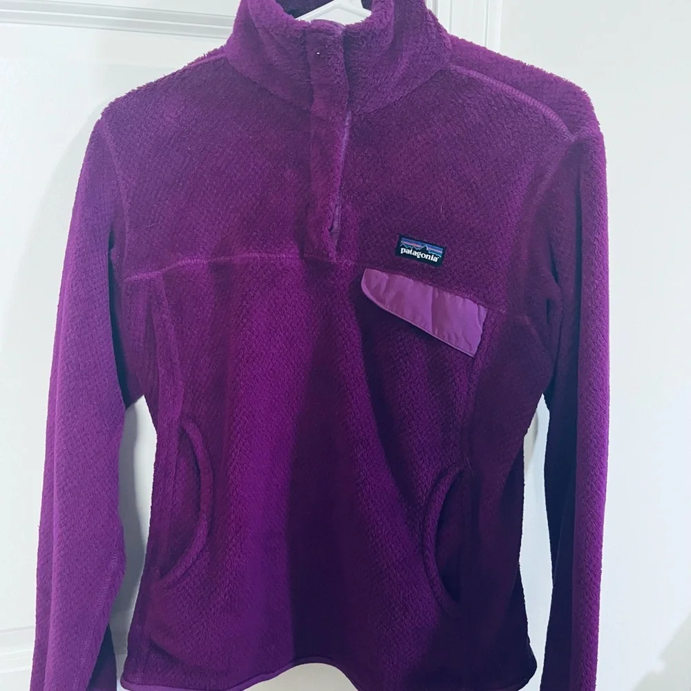 Patagonia Women's Purple Fleece Jacket - Picture 2 of 2
